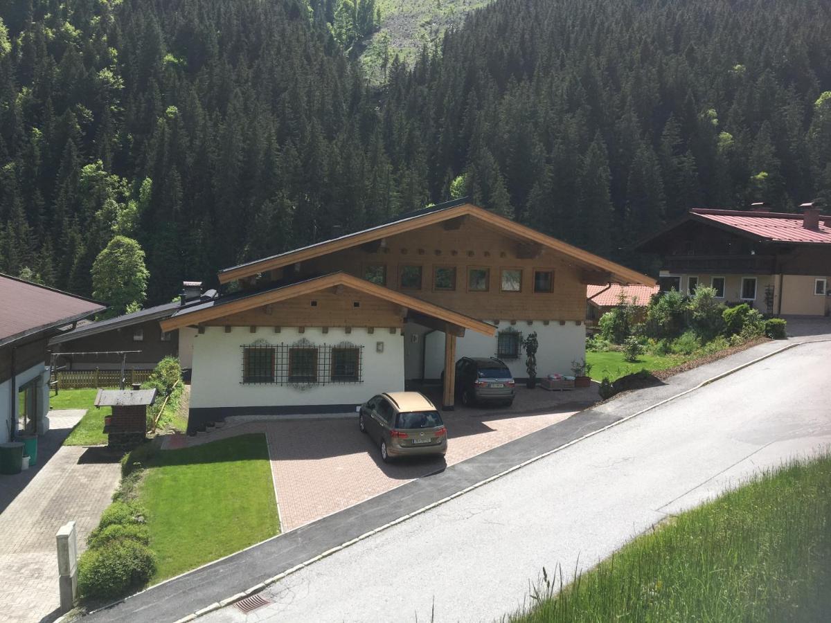 Landhaus Klausner Saalbach-Hinterglemm Exterior photo